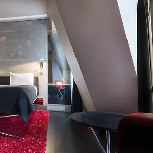 Sezz Hotel Paris